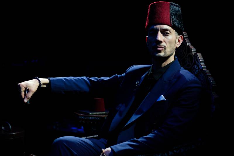 مغني الراب عمر مكلف بمساعدة الشباب العربي على التواصل مع ثقافتهم
