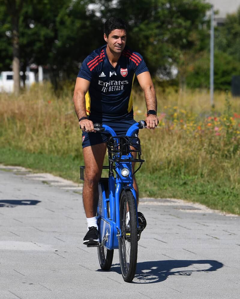 Gunners manager Mikel Arteta takes a bike ride. 