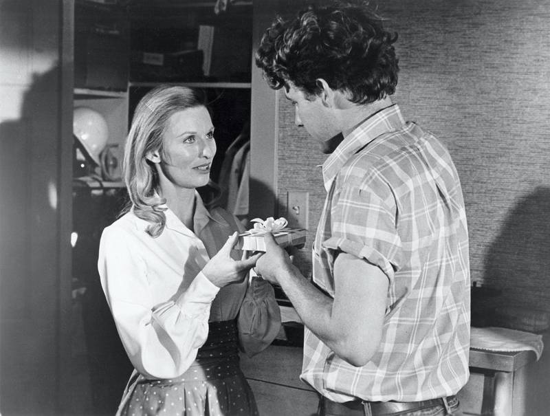 Cloris Leachman, Timothy Bottoms, THE LAST PICTURE SHOW, Columbia, 1971, I.V.