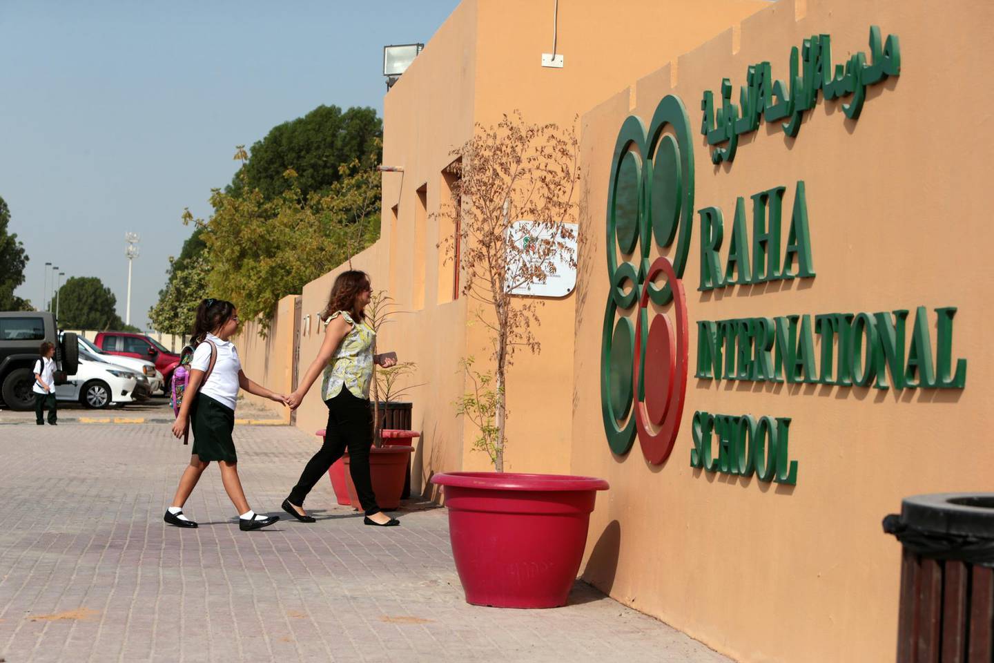 Abu Dhabi, United Arab Emirates, August 30, 2015:    Students arrive for the first day of classes at Raha International School in the Khalifa City area of Abu Dhabi on August 30, 2015. Christopher Pike / The National

Reporter: Roberta Pennington
Section: News
Keywords: 

 *** Local Caption ***  CP0830-na-school 1st day-AD04.JPG