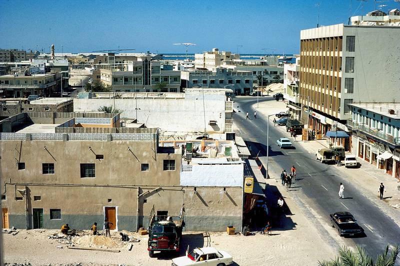 The pace of development only increased since then with new buildings sprouting in Bur Dubai. This shows Al Fahidi Street in 1971 looking towards Port Rashid.