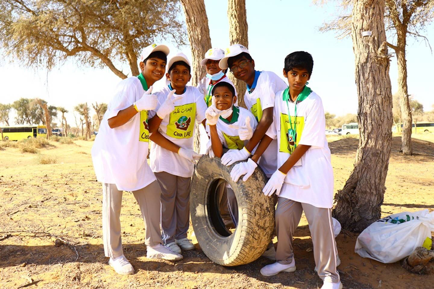 Volunteers of all ages took part in the clean-up initiative. Photo: Emirates Environmental Group