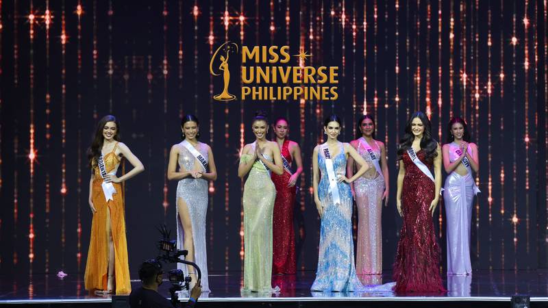Other contestants in the top five were, from left: Annabelle McDonnell from Misamis Oriental; Michelle Dee from Makati and Katrina Llegado from Taguig, as well as Pauline Amelinckx from Bohol, second from right.