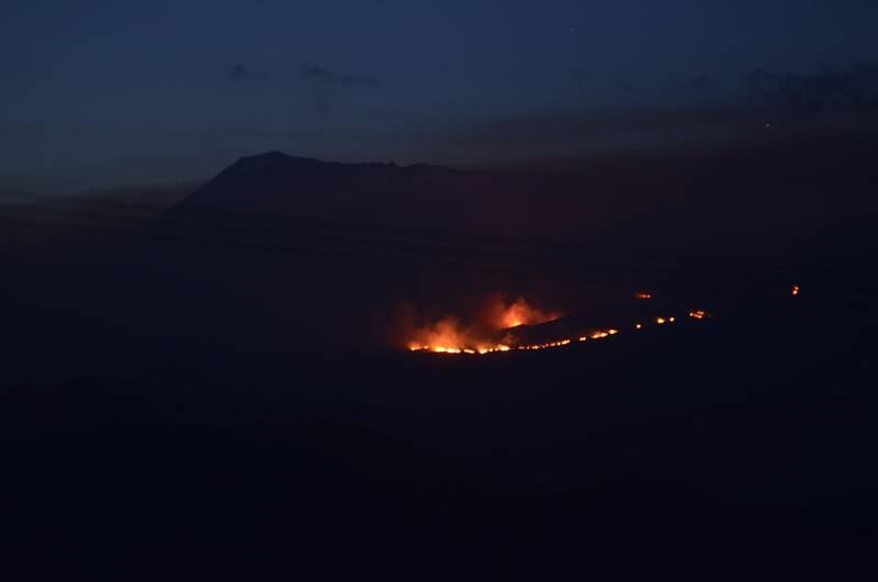 11 October 2020, Tanzania, Kilimandscharo: Bright shine the hawks of a fire on the Kilimanjaro. A fire has broken out on Kilimanjaro. Rescue services tried to put out the fire on the highest mountain in Africa, at 5895 metres. Photo: Thomas Becker/dpa (Photo by Thomas Becker/picture alliance via Getty Images)