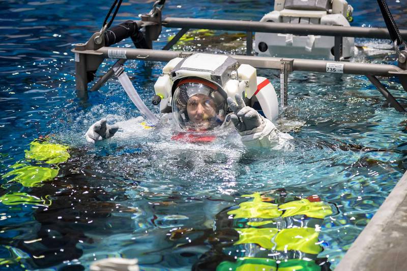 This handout picture taken on June 19, 2020, and obtained on July 27, 2020, from NASA shows ESA astronaut Thomas Pesquet during ISS EVA Maintenance 2 training at the Neutral Buoyancy Laboratory (NBL) in Houston, Texas, ahead of the International Space Station (ISS) mission "Alpha" planned for the Spring of 2021. (Photo by Bill STAFFORD / NASA / AFP) / RESTRICTED TO EDITORIAL USE - MANDATORY CREDIT "AFP PHOTO / NASA / Bill STAFFORD" - NO MARKETING NO ADVERTISING CAMPAIGNS - DISTRIBUTED AS A SERVICE TO CLIENTS