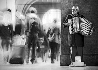 Street silver mention: Music for Deaf by Yuliy Vasilev