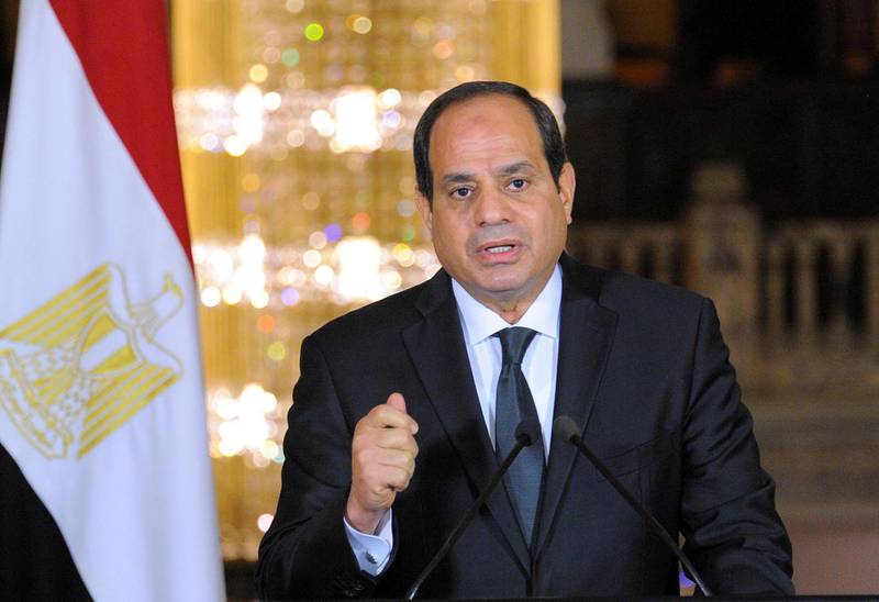 FILE PHOTO: Egyptian President Abdel Fattah al-Sisi gives an address after the gunmen attack in Minya, accompanied by leaders of the Supreme Council of the Armed Forces and the Supreme Council for Police (unseen), at the Ittihadiya presidential palace in Cairo, Egypt, May 26, 2017 in this handout picture courtesy of the Egyptian Presidency.   To match Special Report EGYPT-MEDIA/  The Egyptian Presidency/Handout/File Photo via REUTERS ATTENTION EDITORS - THIS IMAGE WAS PROVIDED BY A THIRD PARTY. EDITORIAL USE ONLY.