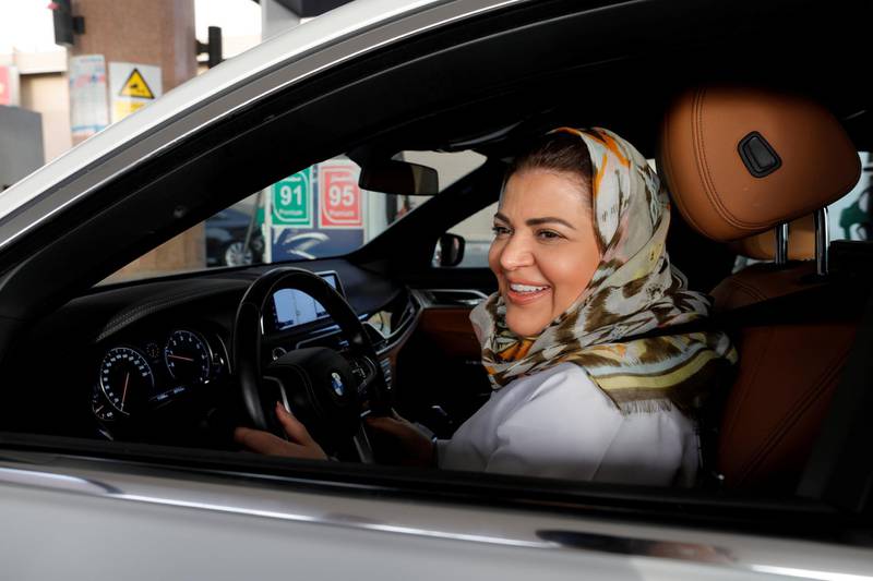 Dr Samira al-Ghamdi, a practicing psychologist, drives her car out in her neighborhood while going to work, in Jeddah, Saudi Arabia June 24, 2018.  REUTERS/Zohra Bensemra     TPX IMAGES OF THE DAY