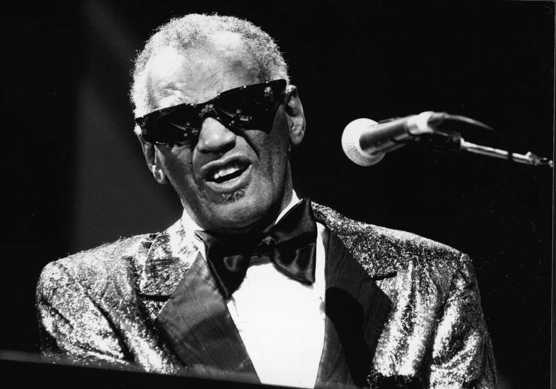 American singer, pianist and songwriter Ray Charles performs  in concert, circa 1985. (Photo by Hulton Archive/Getty Images)