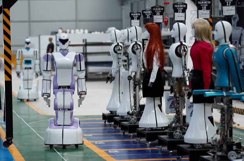 An "ADA GH5" humanoid hybrid robot is seen next to the other humanoid robots at Akinrobotics, the country's first-ever factory to mass produce humanoid robots, in Konya, Turkey, December 8, 2017. Picture taken December 8, 2017. REUTERS/Murad Sezer