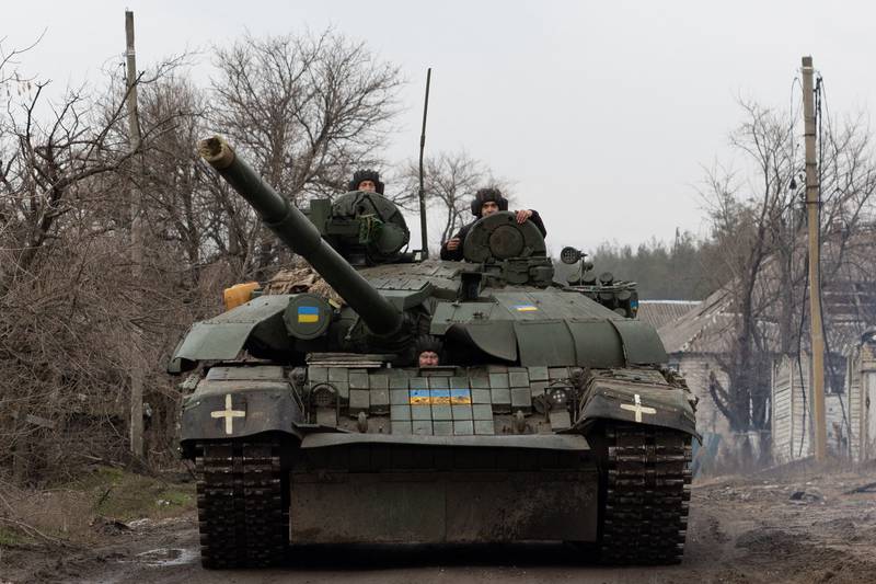 Ukrainian servicemen in an undisclosed location in eastern Ukraine on December 29.  AFP