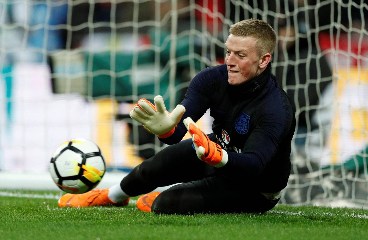 Soccer Football - International Friendly - England vs Italy - Wembley Stadium, London, Britain - March 27, 2018   England’s Jordan Pickford warms up before the match    Action Images via Reuters/John Sibley