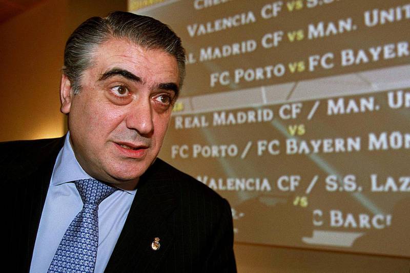 Lorenzo Sanz after the draw for the Champions League quarter finals in 2000. Reuters