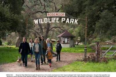 Matt Damon and Scarlett Johansson in We Bought a Zoo. Courtesy Twentieth Century Fox