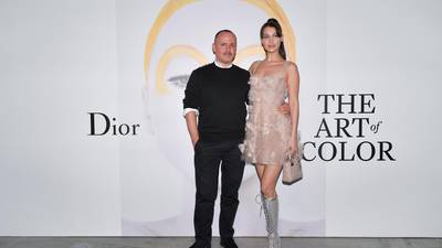 PALESTINE ONLINE 🇵🇸 on X: American Supermodel Bella Hadid announced that  she'll also be donating her entire fall 2022 Fashion week earnings to  organizations that are providing help to those in need