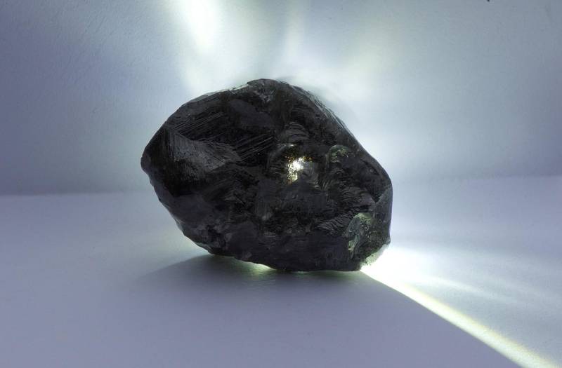 A 1,758 carat diamond recovered from from Lucara Diamond Corp.'s Karowe Diamond Mine in Botswana is pictured in this undated handout photo obtained by Reuters April 25, 2019.   Eduardo Hernandez M./Lucara Diamond/Handout via REUTERS ATTENTION EDITORS - THIS IMAGE WAS PROVIDED BY A THIRD PARTY. NO RESALES. NO ARCHIVE.