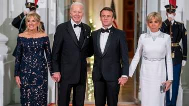 An image that illustrates this article Macrons given celebrity welcome in Washington