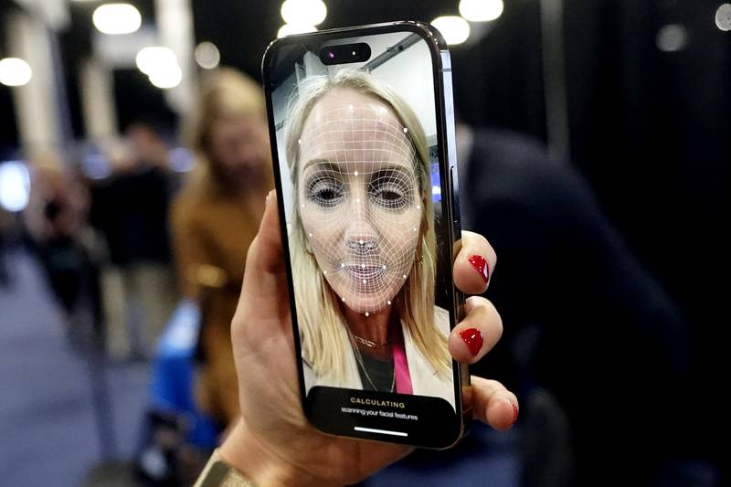 L'Oreal's smart brow applicator uses augmented reality to help draw eyebrows on one's face. AP