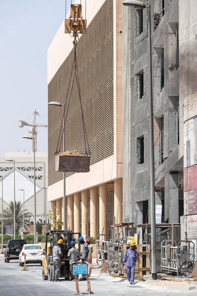 DUBAI, UNITED ARAB EMIRATES. 17 SEPTEMBER 2019. Noise complaints from residents due to construction in Jumeirah Village Cirle (JVC). (Photo: Antonie Robertson/The National) Journalist: Kelly Clarke. Section: National.
