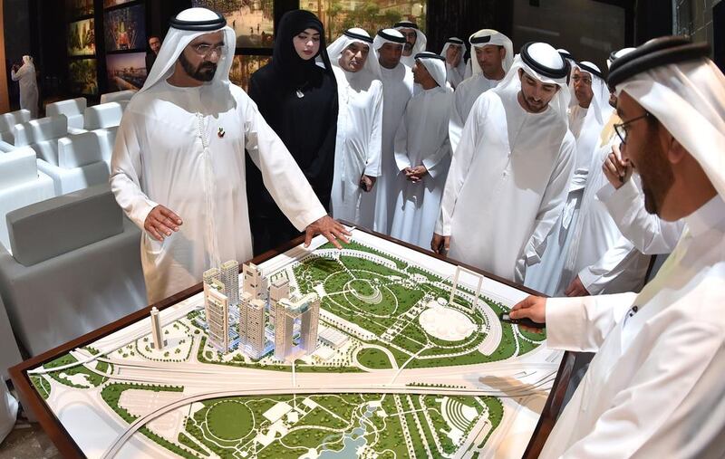 Sheikh Mohammed expressed his satisfaction with the projects, which will boost the economy and stimulate tourism.