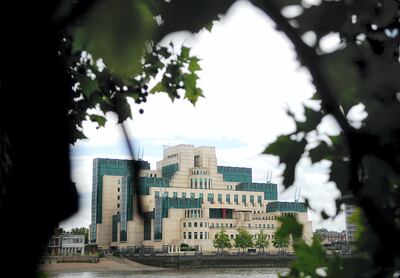 The headquarters of Britain's MI6 intelligence agency are pictured in London, 31 May 2007. The ex-KGB agent Andrei Lugovoi, wanted in Britain for the radioactive poisoning in London last year of the former Russian intelligence agent turned critic of President Vladimir Putin, Alexander Litvinenko, insisted Today on his innocence during a press conference in Moscow. Lugovoi said that either MI6, the Russian mafia, or fugitive Kremlin opponent Boris Berezovsky carried out the killing. Lugovoi claimed that both Berezovsky and Litvinenko were working for MI6. "The poisioning of Litvinenko couldn't have taken place outside the control of Great Britain's special services," Lugovoi told journalists in Moscow. (Photo by BERTRAND LANGLOIS / AFP)