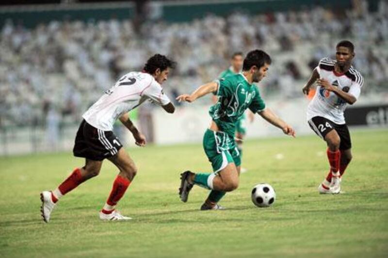 Carlos Villanueva, centre, the Al Shabab forward, will be in action against Al Ain tonight in the Etisalat Cup.
