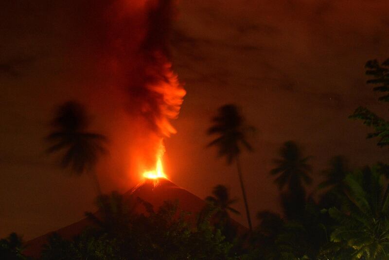 Mount Soputan volcano erupts during the night, as seen from Lobu village in Southeast Minahasa regency, North Sulawesi, Indonesia. Adwit B Pramono/Reuters