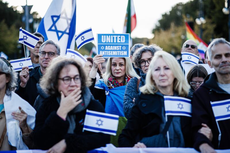 Berlin hosted a rally in solidarity with Israel on Sunday as German leaders condemn a surge in anti-Semitism. EPA