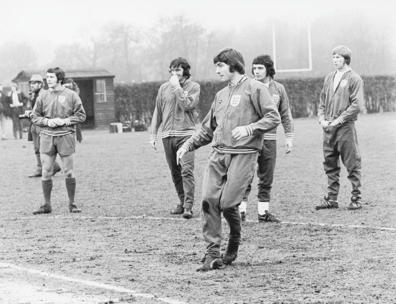 Members of the England football squad training at Roehampton, 23rd January 1973. John Richards, centre, has a shot at goal and is watched by John Hollins, left, Peter Storey, Kevin Keegan and Colin Bell. (Photo by Arthur Jones/Evening Standard/Getty Images)