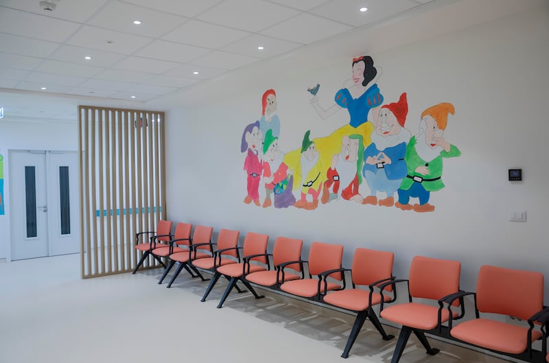The hospital was built within the campus of the University Clinical Centre of Kosovo and is connected to its obstetrics and paediatrics departments.