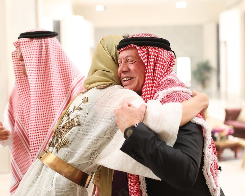 King Abdullah embraces Al Saif
