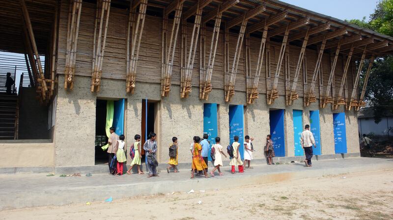 The Bangladeshi Meti Handmade School. Photo: Anna Heringer / Courtesy of Sandra Piesik