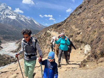 Ivan Krasiukov with sherpa Krishna on his Everest adventure. Source: Dmitrii Krasiukov