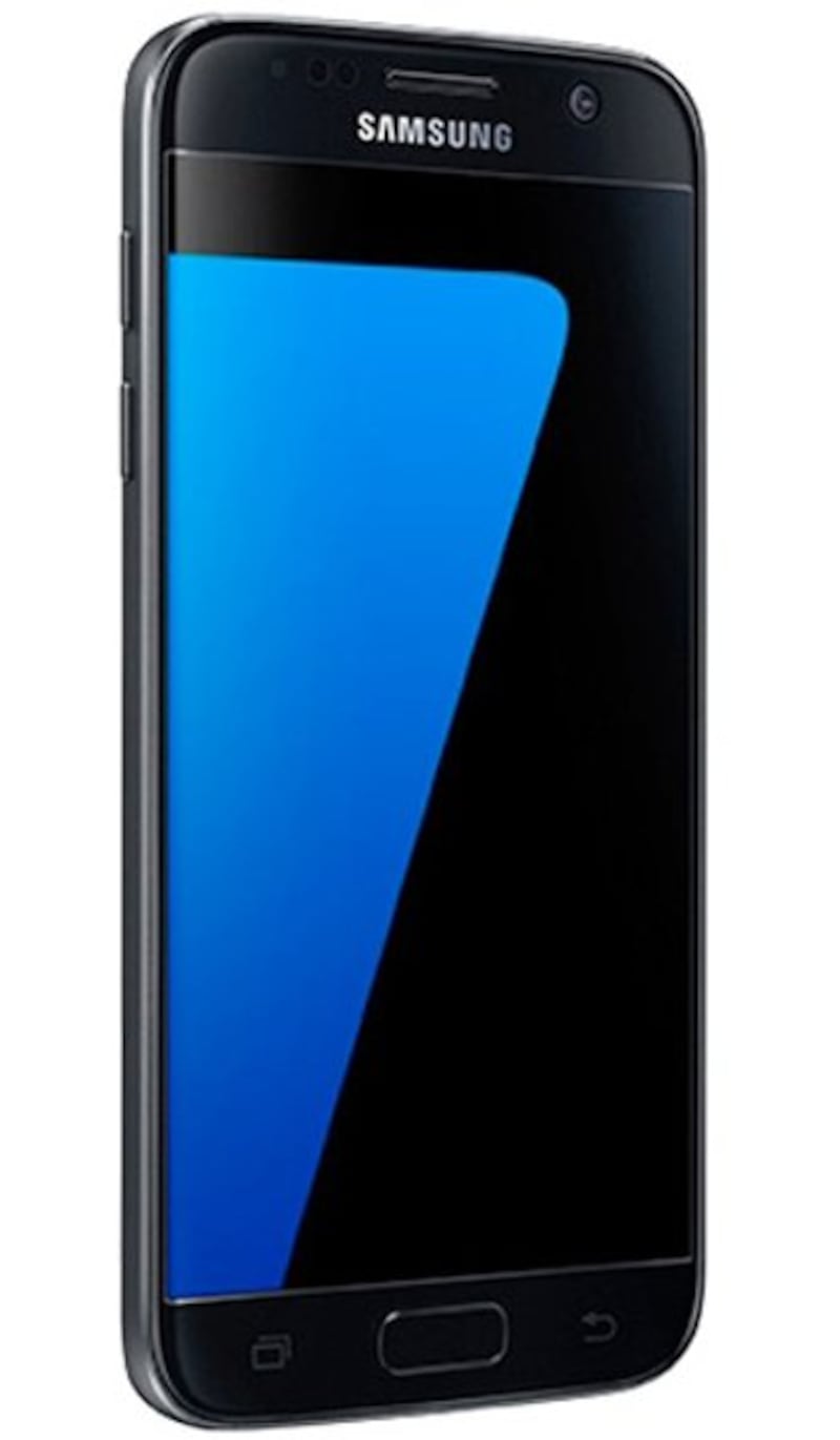Samsung's Galaxy S7 came in 2016 and incorporated Samsung Pay. The 2K screen resolution was impressive. The edge version offered a wraparound display. Photo: Samsung