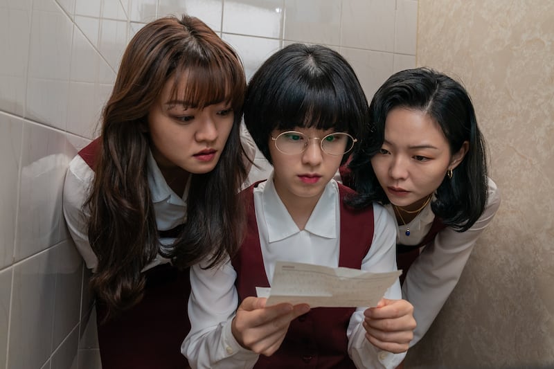 'Samjin Company English Class' (2020) stars Ko Asung, Esom and Park Hye-soo.