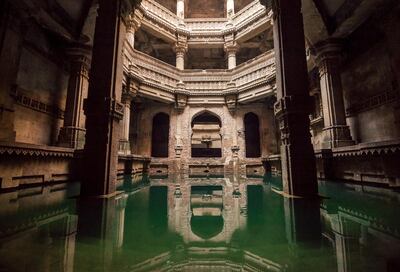 Adalaj ni vav (step well) is intricately carved and is five stories deep. Such step wells were once integral to the semi-arid regions of Gujarat, as they provided water for drinking, washing and bathing. These wells were also venues for colourful festivals and sacred rituals.