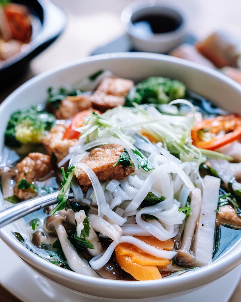 Pho, Vietnam's national dish, is a hot soup but nevertheless counts as a yin food.