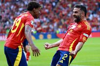 Spain v Croatia: Euro 2024 cruise for De la Fuente's side as Yamal makes history