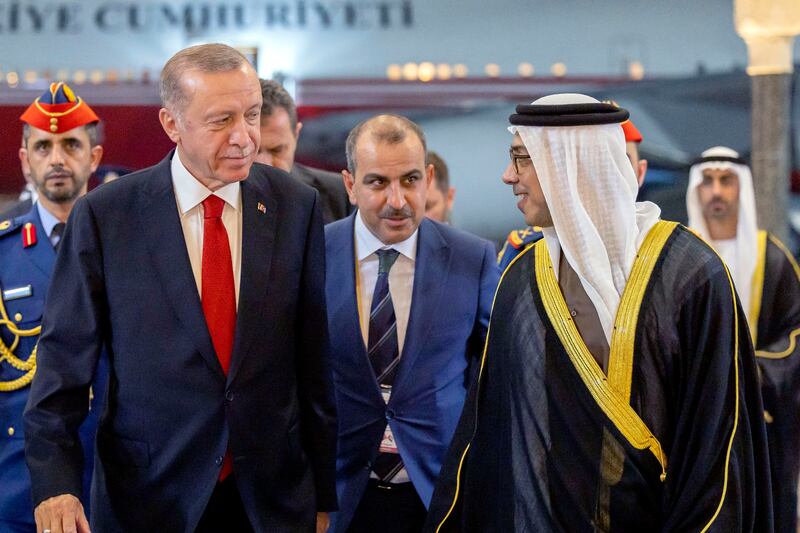 President Erdogan and his delegation were greeted in Abu Dhabi by Sheikh Mansour bin Zayed, Vice President, Deputy Prime Minister and Minister of the Presidential Court