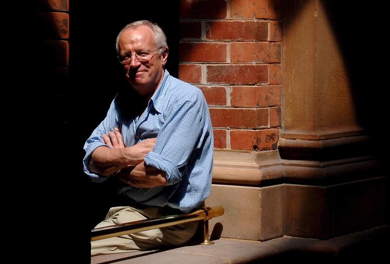 epa08792182 (FILE) - Journalist Robert Fisk poses for a photograph in Sydney, Australia, 06 March 2006 (Reissued 01 November 2020). According to news reports on 01 November 2020, British Middle East news journalist and author Robert Fisk, died at the age of 74.  EPA/MICK TSIKAS AUSTRALIA AND NEW ZEALAND OUT *** Local Caption *** 00660838