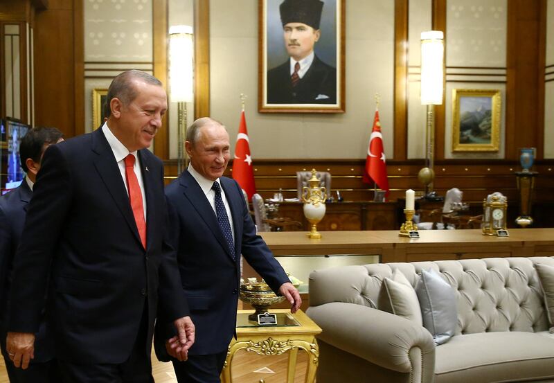 Turkish President Tayyip Erdogan meets with Russia's President VladimirÊPutin at the Presidential Palace in Ankara, Turkey, September 28, 2017. Kayhan Ozer/Presidential Palace/Handout via REUTERS ATTENTION EDITORS - THIS IMAGE HAS BEEN SUPPLIED BY A THIRD PARTY. NO RESALES. NO ARCHIVES