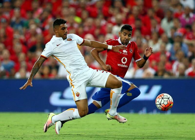 Emerson Palmieri of AS Roma competes for the ball with Moamen Zakaria of Al Ahly during the friendly match between AS Roma and Al Ahly on May 20, 2016 in Al Ain. (Francois Nel/Getty Images)