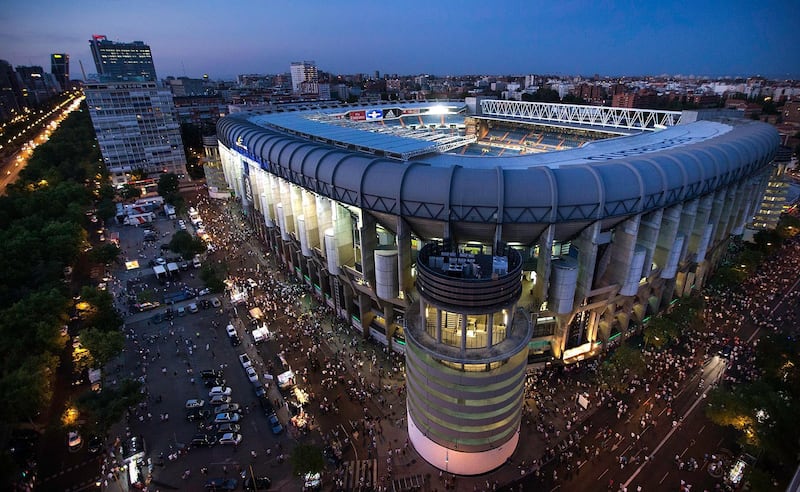 MADRID, SPAIN - AUGUST 29:  General view of Estadio Santiago Bernabeu before the La Liga match between Real Madrid CF and Real Betis Balompie on August 29, 2015 in Madrid, Spain.  (Photo by Gonzalo Arroyo Moreno/Getty Images)