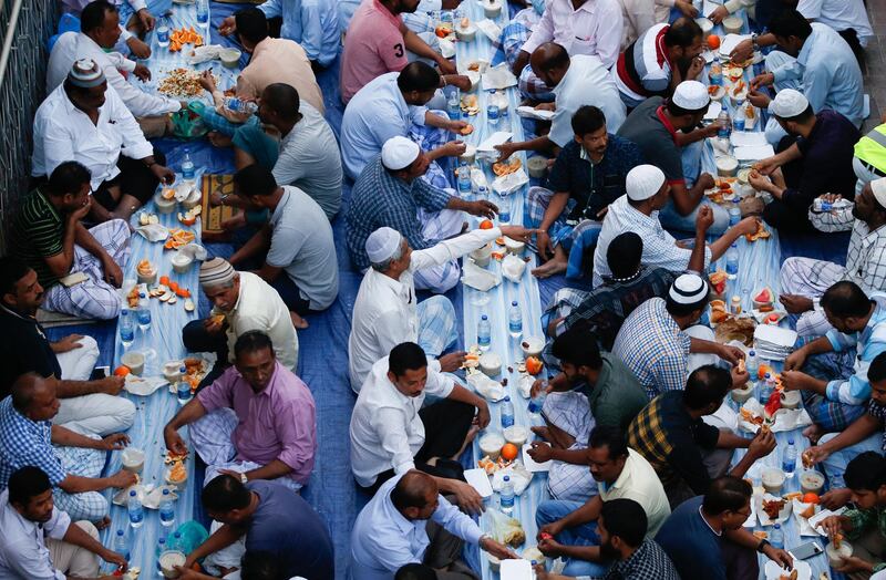 Muslims break fast in Dubai. EPA