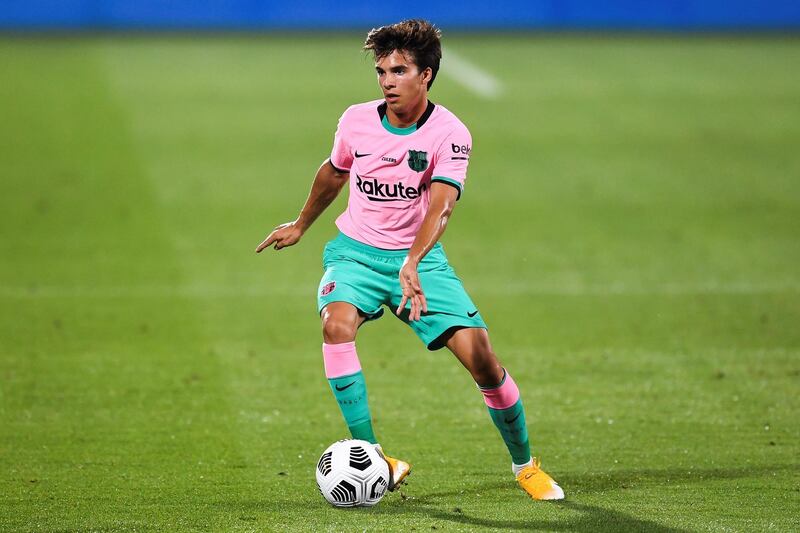BARCELONA, SPAIN - SEPTEMBER 16: Riqui Puig of FC Barcelona runs with the ball during the during the pre-season friendly match between FC Barcelona and Girona at Estadi Johan Cruyff on September 16, 2020 in Barcelona, Spain. (Photo by David Ramos/Getty Images)