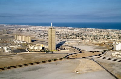 BDPBDC Dubai UAE Aerial Of The Trade Centre And Sheikh Zayed Road In 1978. Image shot 1978. Exact date unknown.