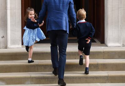 epaselect epa06687387 Britain's Prince William, Duke of Cambridge (C) and his children Prince George (R) and Princess Charlotte (L) arrive to visit his wife, Catherine, Duchess of Cambridge who gave birth to their newborn boy, at the Lindo Wing at St. Mary's Hospital in Paddington, London, Britain, 23 April 2018. The baby boy is the royal couple's third child and fifth in line to the British throne.  EPA/ANDY RAIN