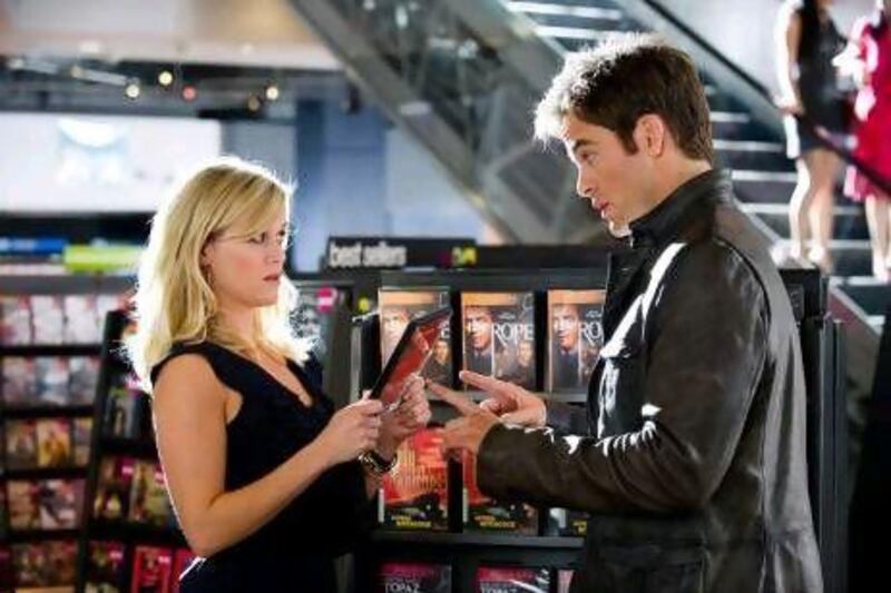 Reese Witherspoon and Chris Pine in This Means War.