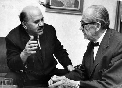 Mohammed Makiya (left) in conversation with Walter Gropius, founder of the Bauhaus. Courtesy Bonhams