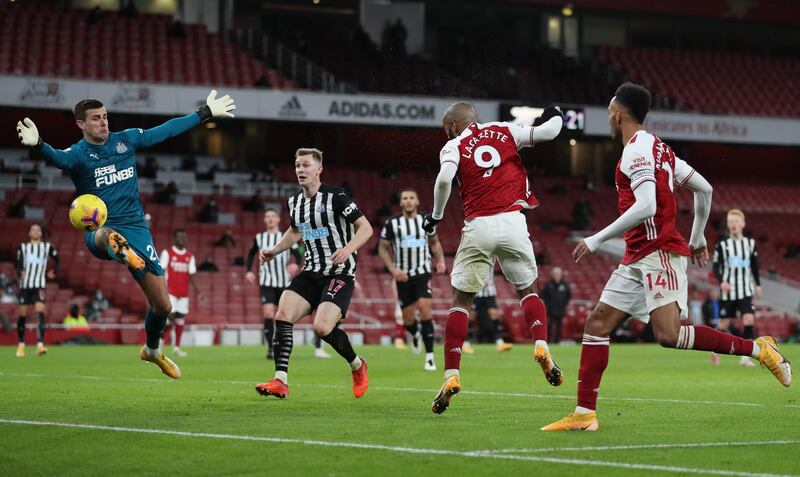 NEWCASTLE PLAYER RATINGS: Karl Darlow 6 – Tough game for the keeper, who didn’t really have a great deal to do until he was forced into a save from Lacazette early in the second half. His next act was to pick the ball out of the net, twice. In the end, he faced 20 attempts on goal. Reuters